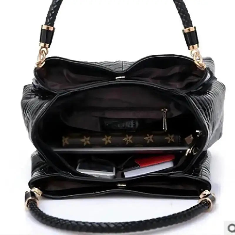 Large Capacity Crocodile Print Tote Bag – Fashionable PU Leather Bucket Shoulder Handbag | Spacious Zipper Closure Daily Commute & Shopping Bag