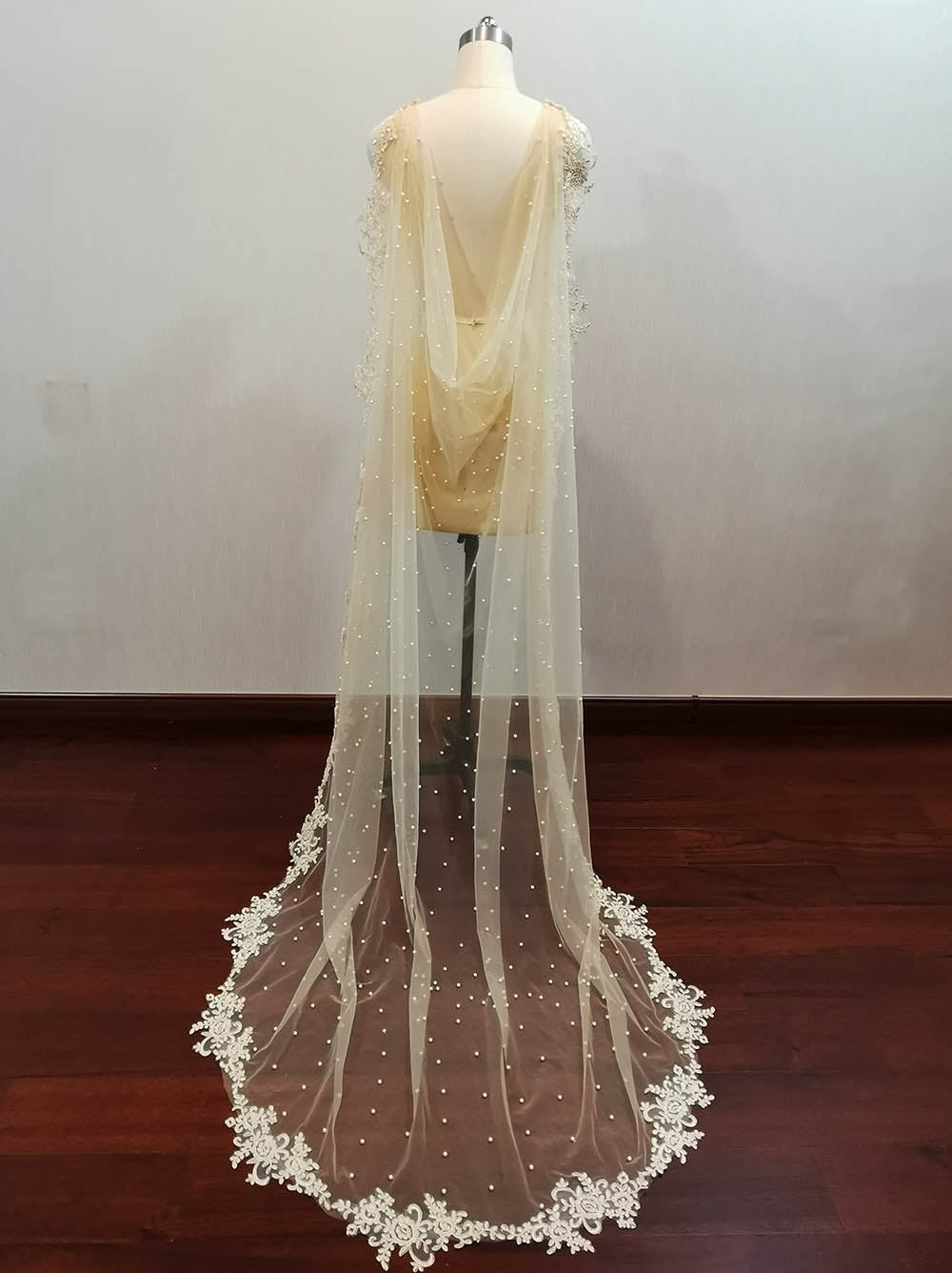 soft tulle veil 
