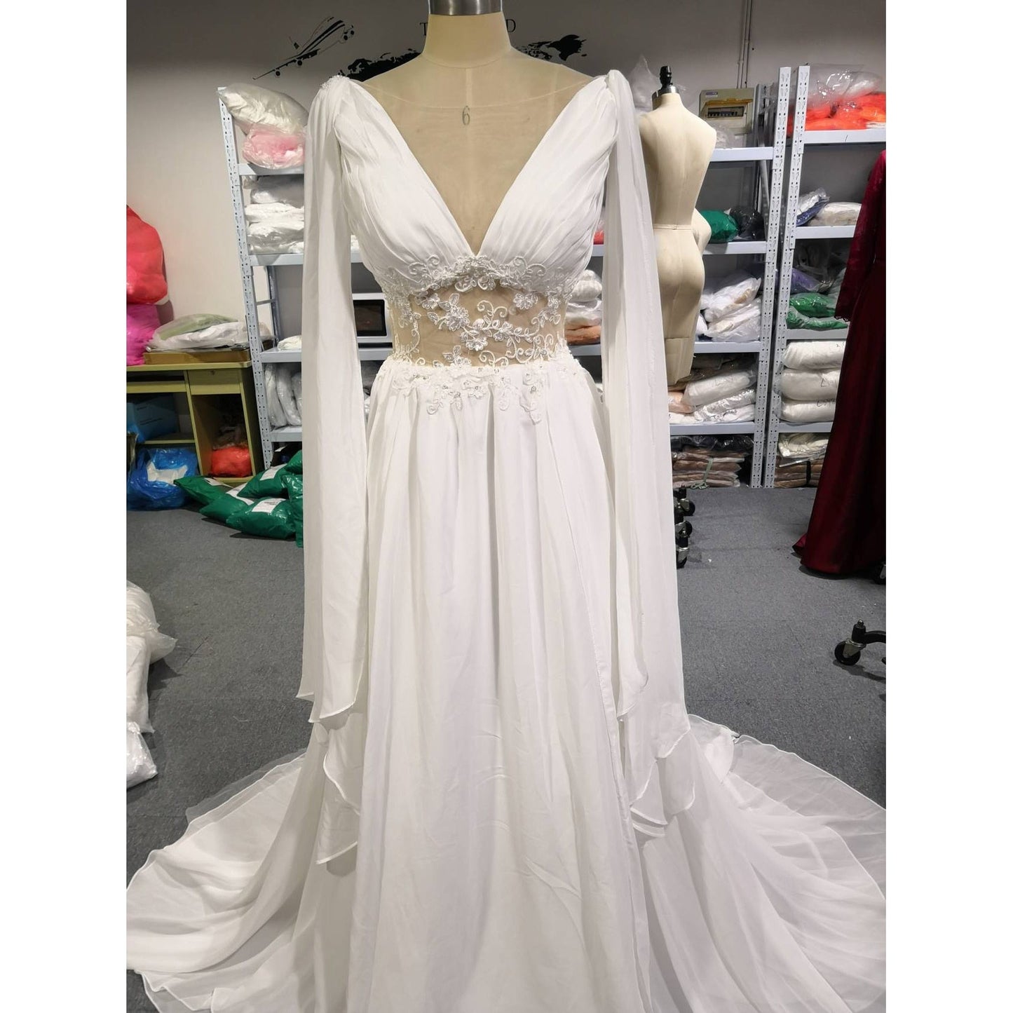 Vintage Chiffon V-Neck Plus Size Wedding Dress