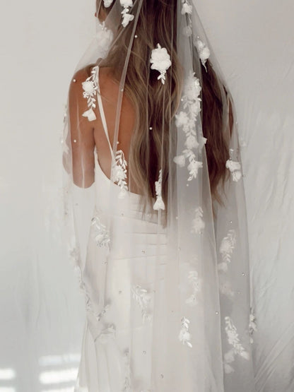 Elegance Wedding Veil with 3D Flowers Bridal Veil