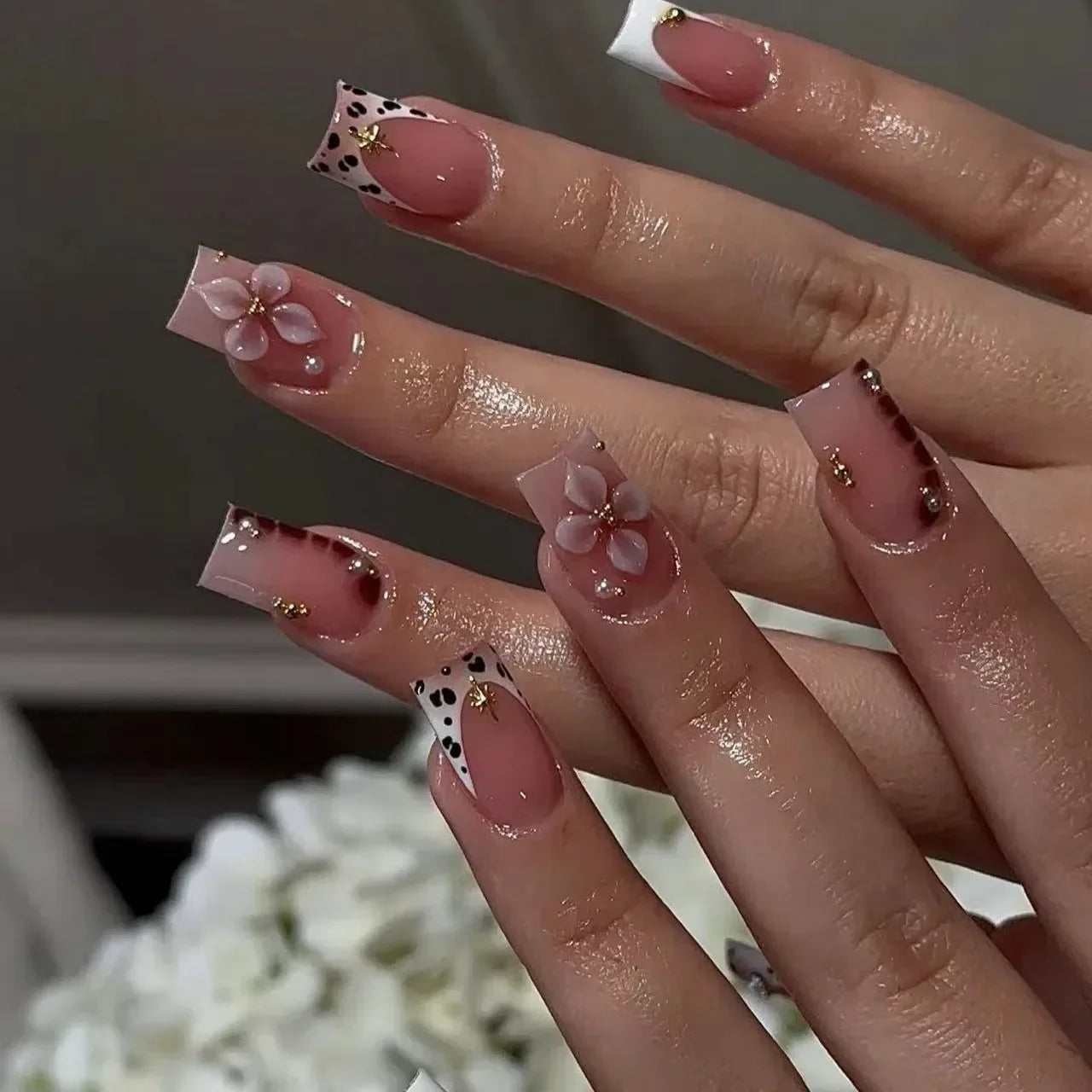 3D Leopard Flower Press On Nails – 24pcs Medium Square French Style