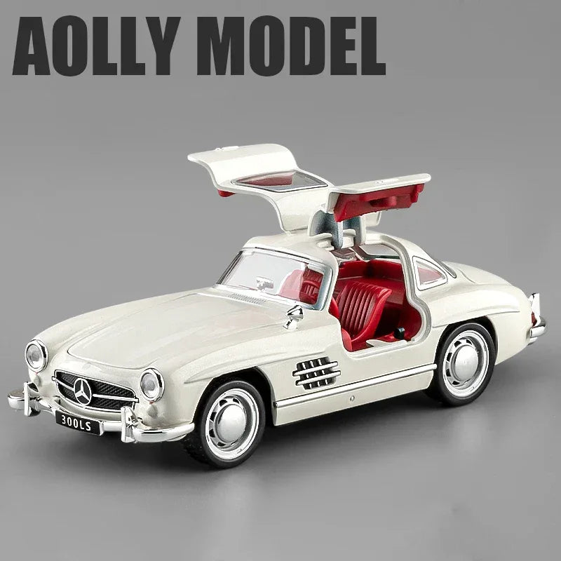 1:32 Mercedes-Benz 300SL Diecast Model Car – Pull Back, Lights & Sound Gullwing Replica - SpyTrendz